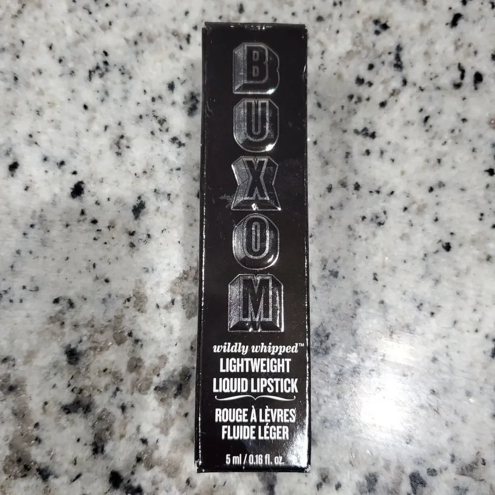 Buxom exhibitionist Lightweight‎ liquid lipstick new!!@